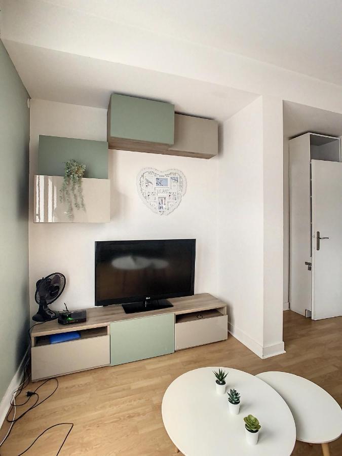 Grand Appartement Paris Et Disneyland 4Pers Нёйи-сюр-Марн Экстерьер фото